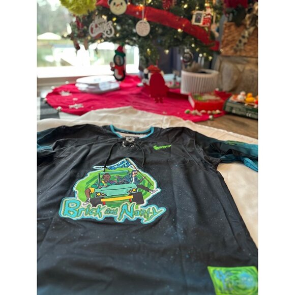 Six Seven | EXCLUSIVE Rick & Morty Hockey Jersey "Glory to Glorzo" - Picture 7 of 7